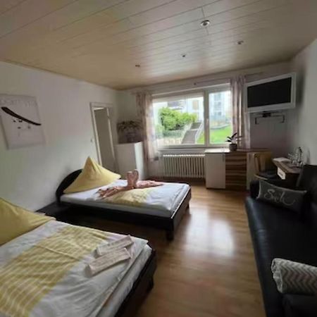 Zimmer In Koeln Ngoại thất bức ảnh