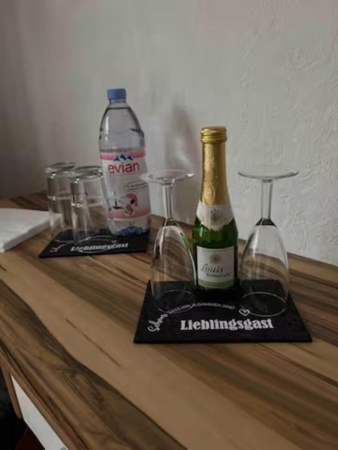 Zimmer In Koeln Ngoại thất bức ảnh
