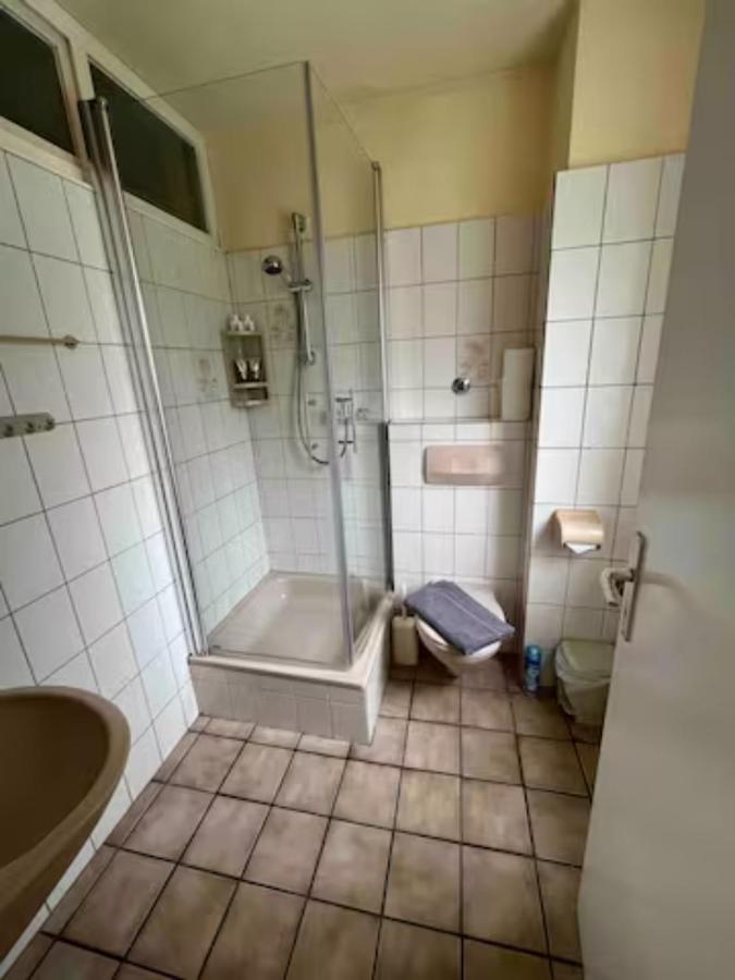 Zimmer In Koeln Ngoại thất bức ảnh