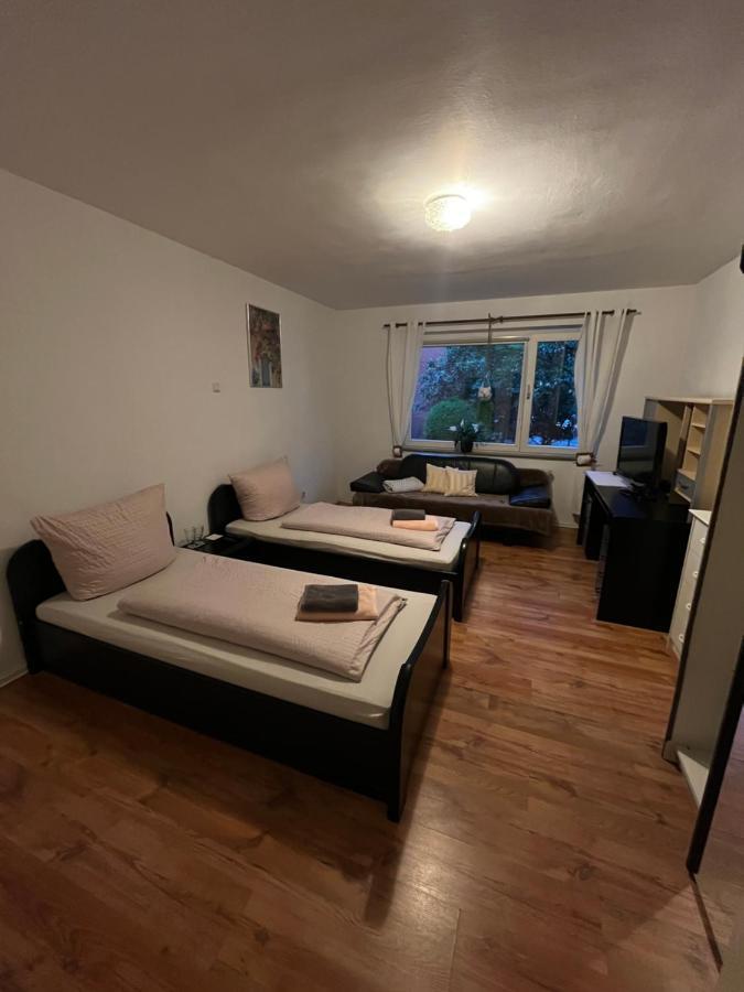 Zimmer In Koeln Ngoại thất bức ảnh